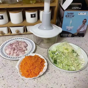 🥕 Hachoir Manuel Multifonction 5-en-1 – Découpe Légumes, Fruits & Fromage en 30 Secondes !